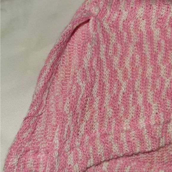 Chelsea and Theodore NWT Light Sweater - Picture 4 of 5